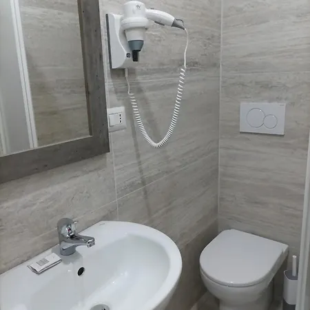 Πανσιόν Angi Ρώμη